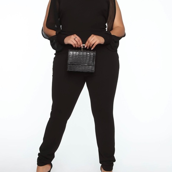 Black jumpsuit with open back - Picture 3 of 5